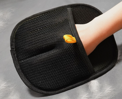 Pet Hair Remover Glove – Remove Fur from Sofas, Clothes & Cars